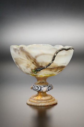 現世の境を突き抜けて/脚付杯「蜻蛉」<br />【富山市ガラス美術館・art report （25）】