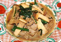 牛肉とキノコのバターしょうゆ煮