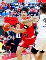 富山-宇都宮 第3Q、パスを出す喜志永