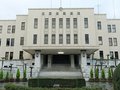 県職員、休業保険で不正　県と県教委、体罰の教諭ら９人処分