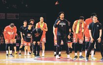 ＜降格　グラウジーズ＞上～誤算<br />「走るバスケ」実現できず　故障者相次ぎ悪循環