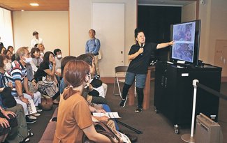 漆や蒔絵の技紹介　県水墨美術館「どうぶつ百景展」ギャラリートーク