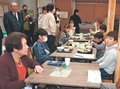 子ども・高齢者食堂で世代交流　射水の「いろどり」