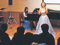 能登復興へ歌声響く　南砺で支援コンサート