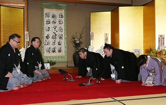 大関朝乃山 誕生　「相撲を愛し正義を全う」