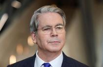 米長官、欧州追加関税を正当化