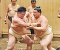大の里、師匠と異例の１０番稽古