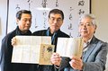 昭和天皇に小矢部・埴生地区紹介　１９２４年に陸軍演習で訪問時、当時の資料を公民館で展示
