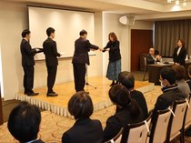 ２９社が「ＤＥＩ企業成長塾」修了、多様性推進へ決意新た　女性活躍企業に１７社認定