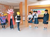＜学びや合言葉＞滑川市西部小学校<br />ほ　ほかほか<br />た　楽しく過ごす<br />る　ルールを守る<br />い　いつも笑顔<br />か　考えて行動
