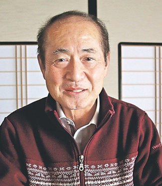 カラフル<br />高岡市東海老坂自治会長・坪利裕久さん