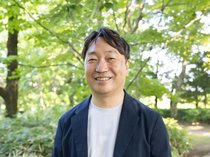 「面白く、ためになる」が最強<br />直木賞作家の伊与原新さんインタビュー