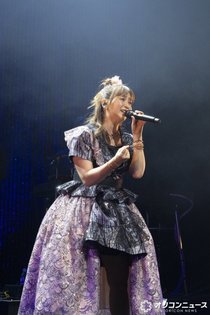 藤本美貴、41歳誕生日当日に“盛りだくさん”のバースデーライブ「マイペースに自分のペースで走っていきたい」