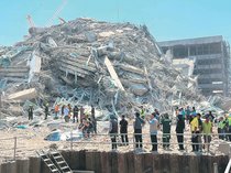 ミャンマー大地震Ｍ７．７　１４４人死亡 被害拡大も、タイでビル倒壊 不明多数