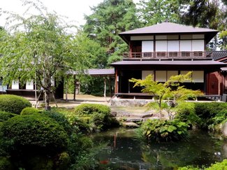 【富山ちょこっと旅】黒部・宇奈月エリアをおでかけ！<br />趣ある「北陸の銀閣」。トロッコの旅から絶景温泉でゆったり