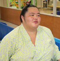 いよいよ「綱とり」琴桜、富山のこどもリポーターに見せた素顔