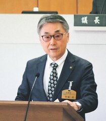 バランスに配慮　魚津市議会開会