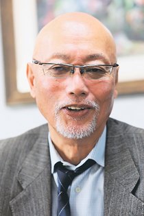 けさの人<br />日本盆栽大観展で３度目の内閣総理大臣賞を受けた森瀬和夫（もりせ・かずお）さん