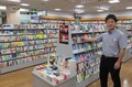 食品スーパーから異例の参入　南砺の「かずぽん書店」開店から１カ月　「書店文化守りたい」