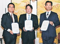 妥協の産物、続く駆け引き　１０３万円の壁引き上げで自民・公明・国民、上げ幅・財源は後回し