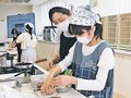 親子でエコな調理学ぶ　富山で環境教室