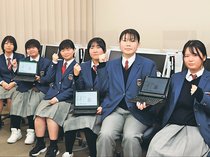 志貴野高から３チーム　「知の甲子園」決勝、上位入賞目指す　上坂・今井さん、水落・若狹さん、岩坂・酒井さん