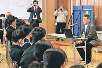 北方領土の歴史理解　入善西中、元島民から経験談聞く