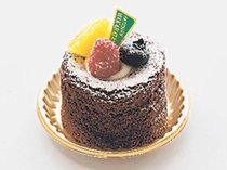 ＜空中カフェ２０２５夏＞ <br />ラズベリーの生チョコケーキ／若林屋総本家（小矢部市）