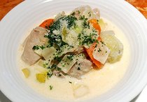 鶏もも肉のフリカッセ