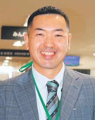 カラフル<br />朝日町みんなで未来！課地域おこし協力隊員・高橋卓士さん