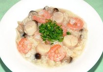 エビとホタテとキノコのおじや