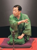 菊之丞さん艶ある話芸披露　越中ホール寄席