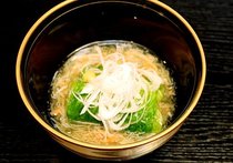タラと豚の白菜包みカニあんかけ