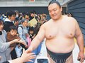 目の前に朝乃山！取組もファンサも、写真で振り返る富山場所