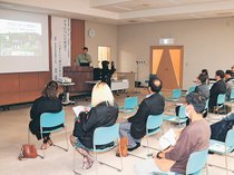 保護者らクマ対応策学ぶ　上市・滑川・立山３地区合同ＰＴＡ研修会