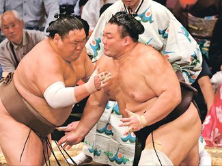 連敗に腐らず初日　朝乃山「県民にいい報告を」