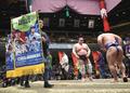 大相撲、大谷懸賞旗にどよめきも