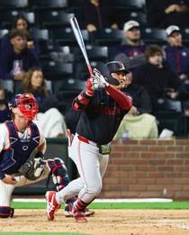 佐々木麟太郎、開幕戦で本塁打