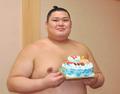 新横綱大の里、２５歳に