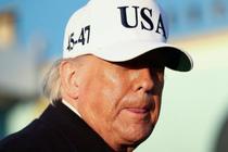 閣僚に革靴プレゼント