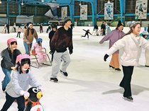 五輪効果で大にぎわい　富山スケートセンター