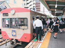 ＜地鉄の行方＞（８）近江鉄道（上）<br />利用客がピーク時の３割　赤字で「事業継続困難」