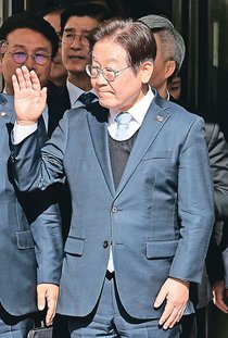 韓国野党代表、逆転無罪　ソウル高裁、次期大統領選に弾み