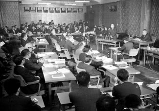 ＜人生のあとさき＞石澤義文さん（９）元福岡町長<br />予算特別委員会／教育テーマに論戦挑む