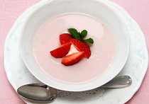 イチゴのプリン