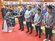 カターレ必勝祈願　日枝神社（富山）で安達監督や選手ら