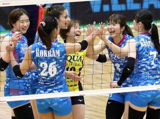 V１アクア加入前から築いた「絆」<br />MB山口真季を中心に新加入選手が躍動