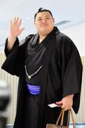 大相撲ロンドン公演へ出発