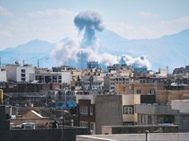 米イスラエル、指導部施設に集中砲火　ＣＩＡが特定し白昼決行