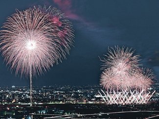 北日本新聞納涼花火で平和願う白の花火打ち上げ／県難聴児支援センター新設【子育て応援！役立つ記事インデックス】（6月3日～6月8日）